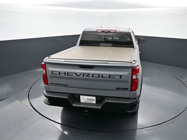 Used 2025 Chevrolet Silverado 1500 ZR2 w/ Dark Appearance Package image 28