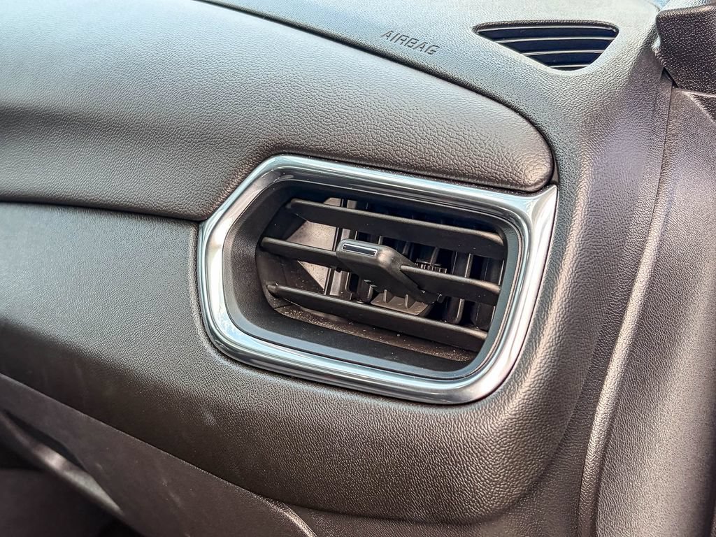 Used 2022 Chevrolet Equinox LT AWD/4WD image 35
