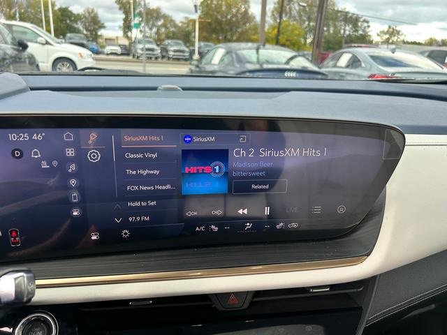 Used 2024 Buick Envision Avenir image 14