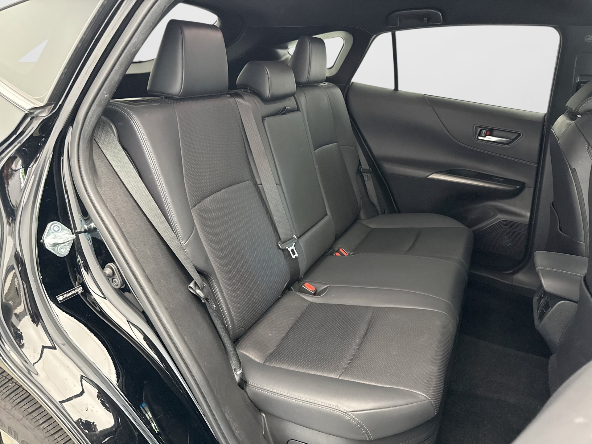 Used 2021 Toyota Venza XLE w/ Softex Package AWD/4WD image 18