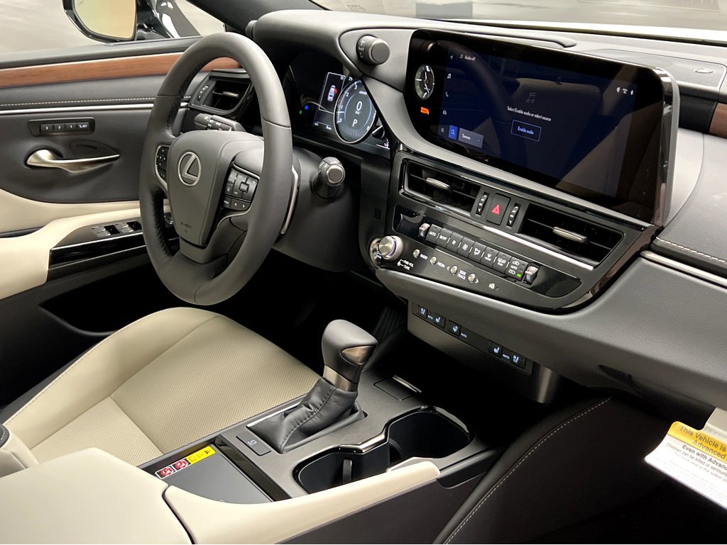 New 2025 Lexus ES 350 w/ Premium Package image 28