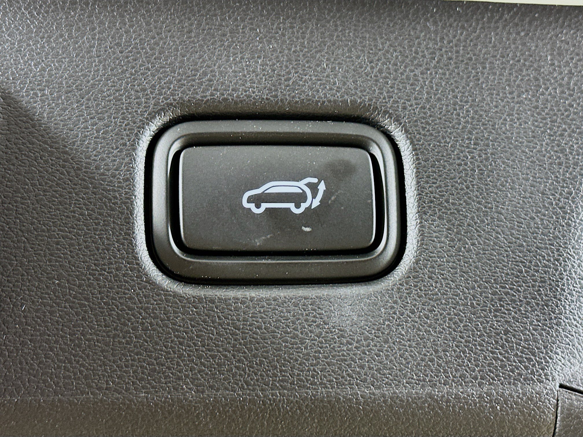Used 2025 Hyundai Tucson Limited FWD image 30