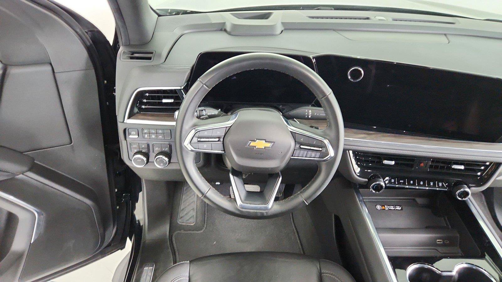 Used 2025 Chevrolet Tahoe LT AWD/4WD image 20