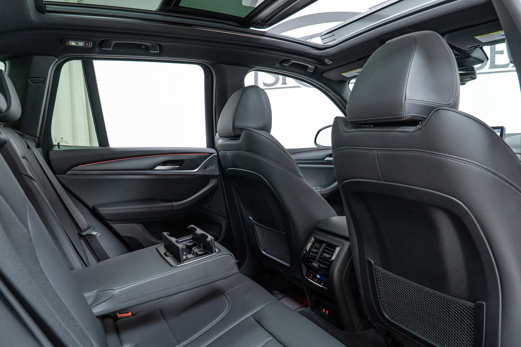 Used 2024 BMW X3 xDrive30i w/ Premium Package w/ZPA image 23