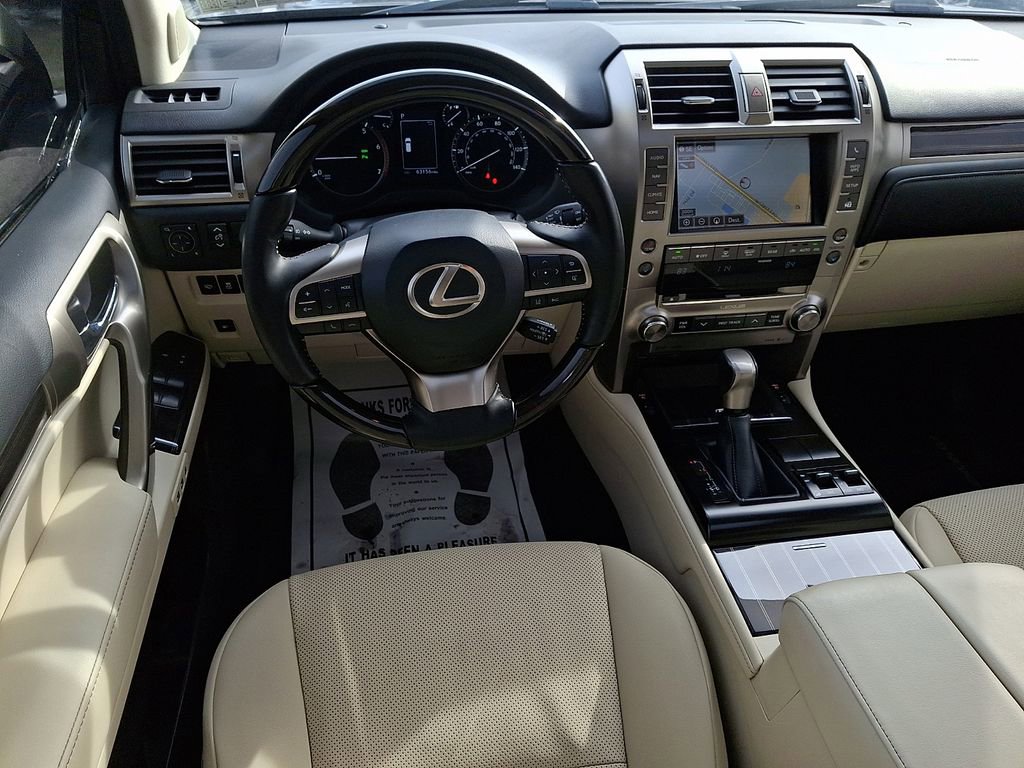 Used 2021 Lexus GX 460 Premium w/ Premium Package image 11