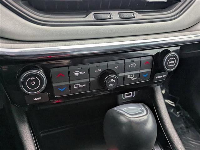 Used 2022 Jeep Compass Limited image 12