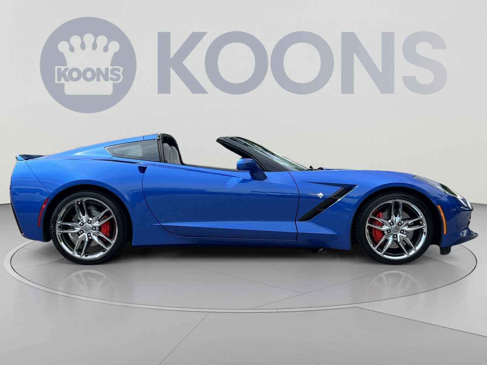 Used 2019 Chevrolet Corvette Stingray Coupe w/ Z51 1LT RWD image 12