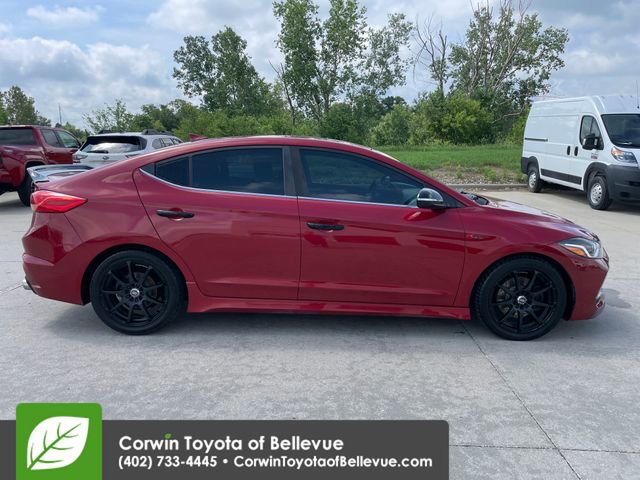 Used 2017 Hyundai Elantra Sport w/ Sport Premium Package 06 FWD image 6