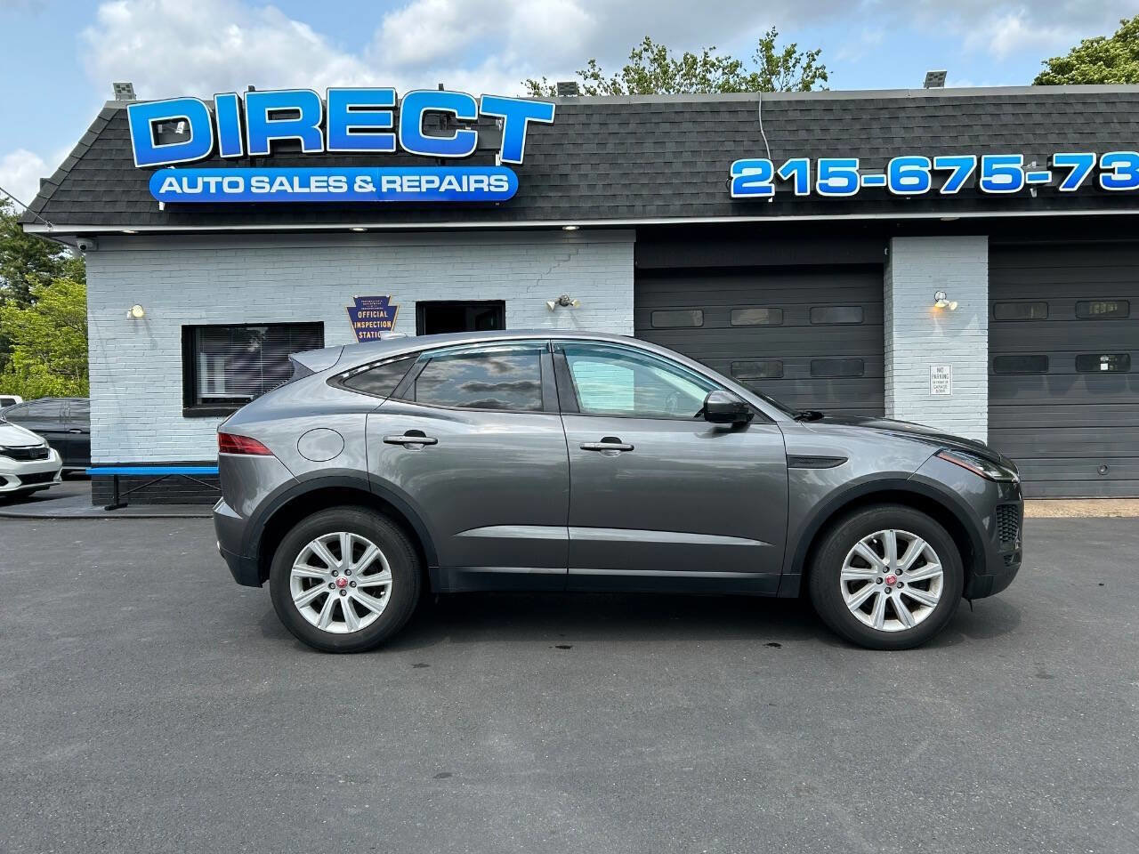 Used 2018 Jaguar E-PACE S image 11