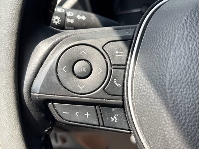 Used 2024 Toyota Corolla Cross LE FWD image 23
