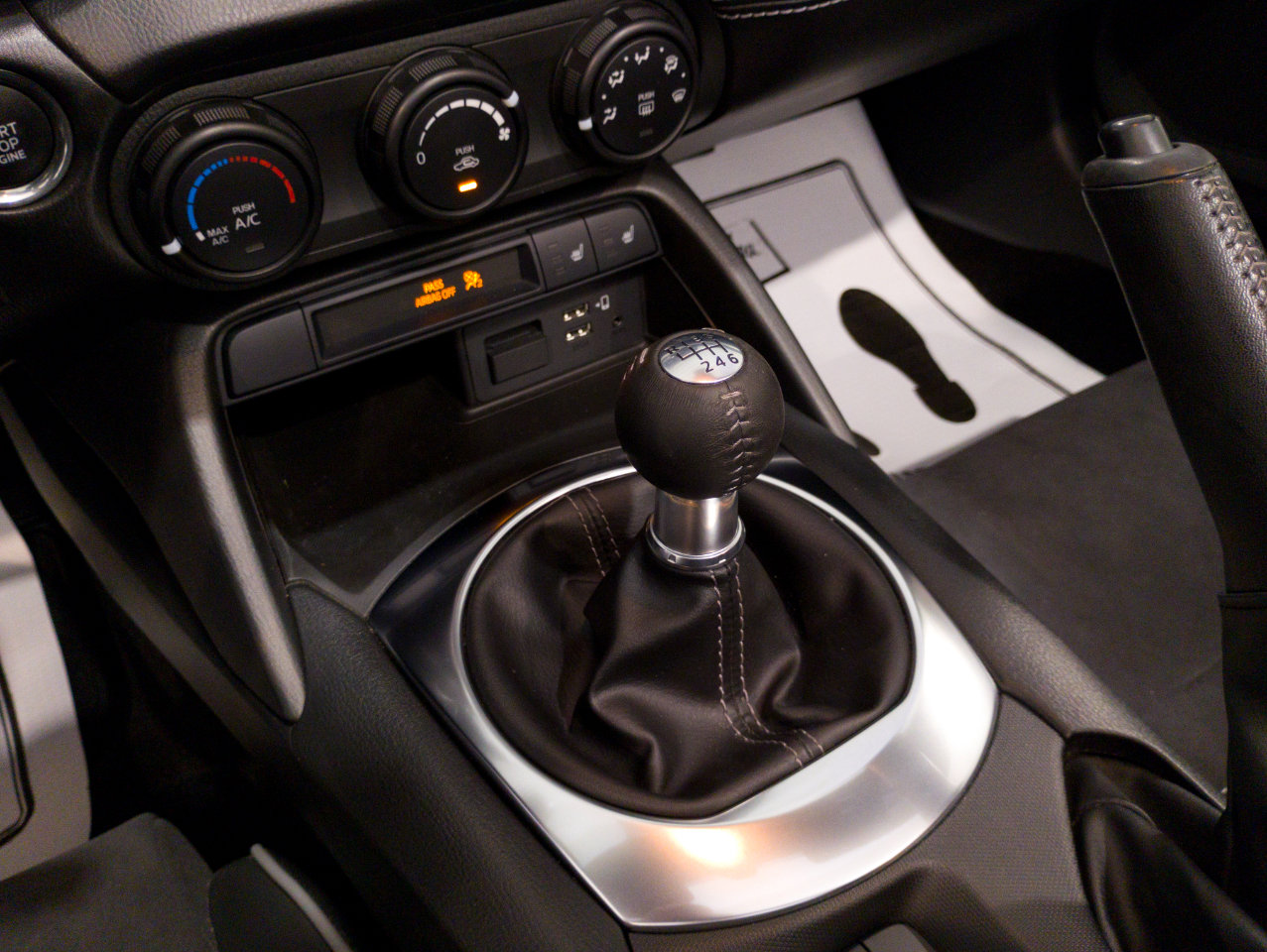 Used 2022 MAZDA MX-5 Miata Club w/ Brembo/BBS Recaro Package image 65