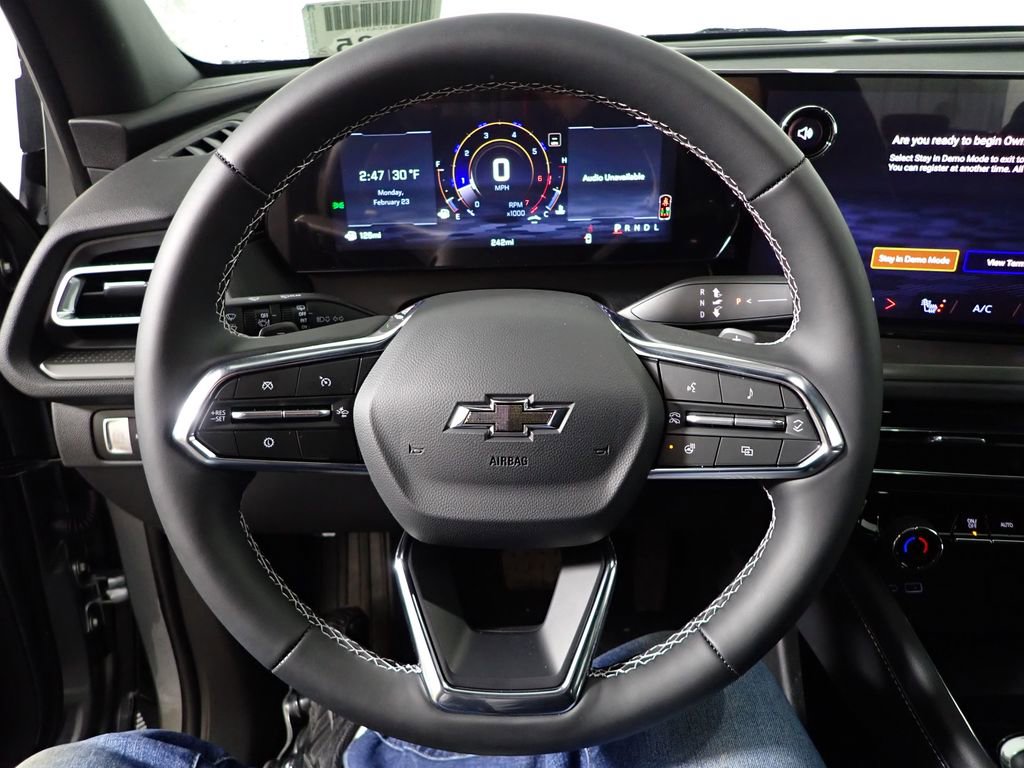 New 2026 Chevrolet Traverse LT w/ Midnight/Sport Edition image 24