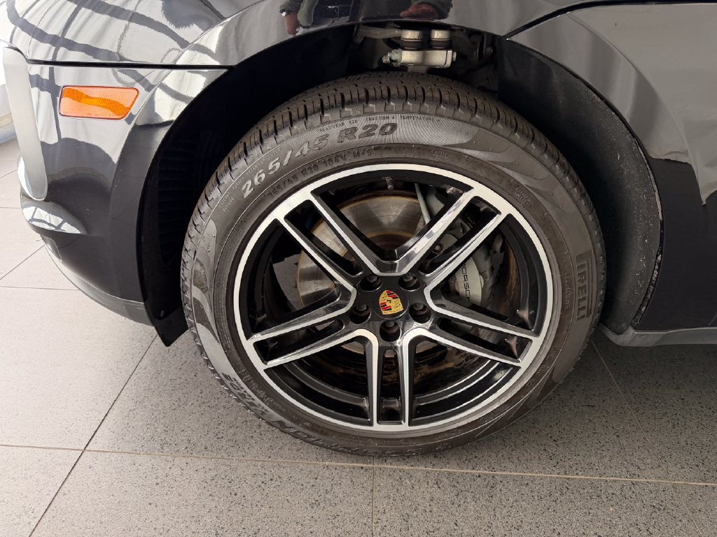 Certified 2021 Porsche Macan S AWD/4WD image 10