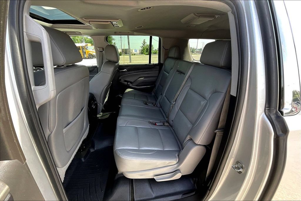 Used 2015 Chevrolet Suburban LT AWD/4WD image 7