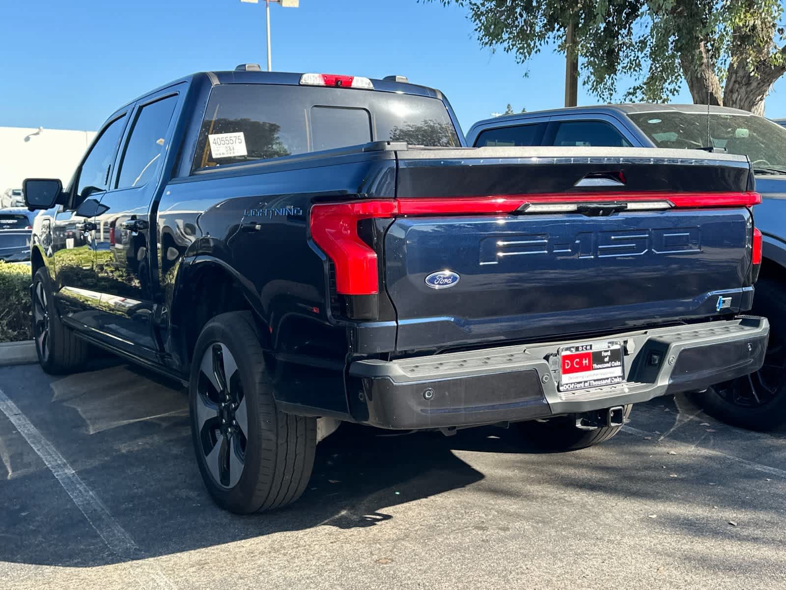Used 2023 Ford F150 Lightning Platinum AWD/4WD image 6