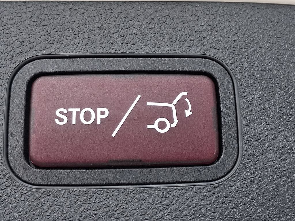 Used 2018 Mercedes-Benz GLA 250 4MATIC image 29