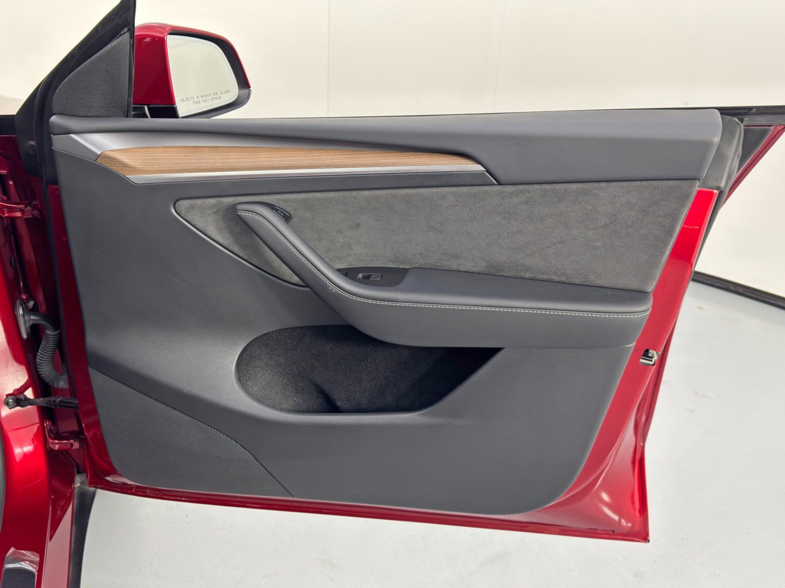 Used 2024 Tesla Model Y Performance image 45