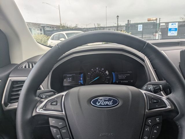 Used 2024 Ford Edge SEL AWD/4WD image 29