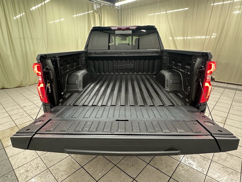 Certified 2024 Chevrolet Silverado 1500 High Country image 12