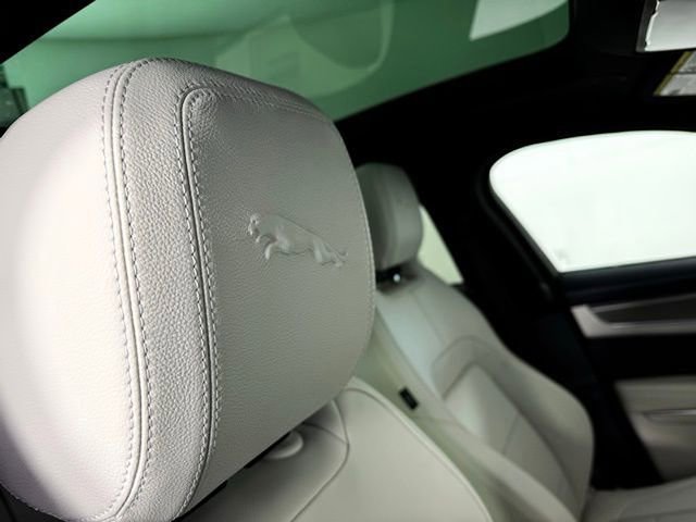 New 2026 Jaguar F-PACE R-Dynamic S image 40