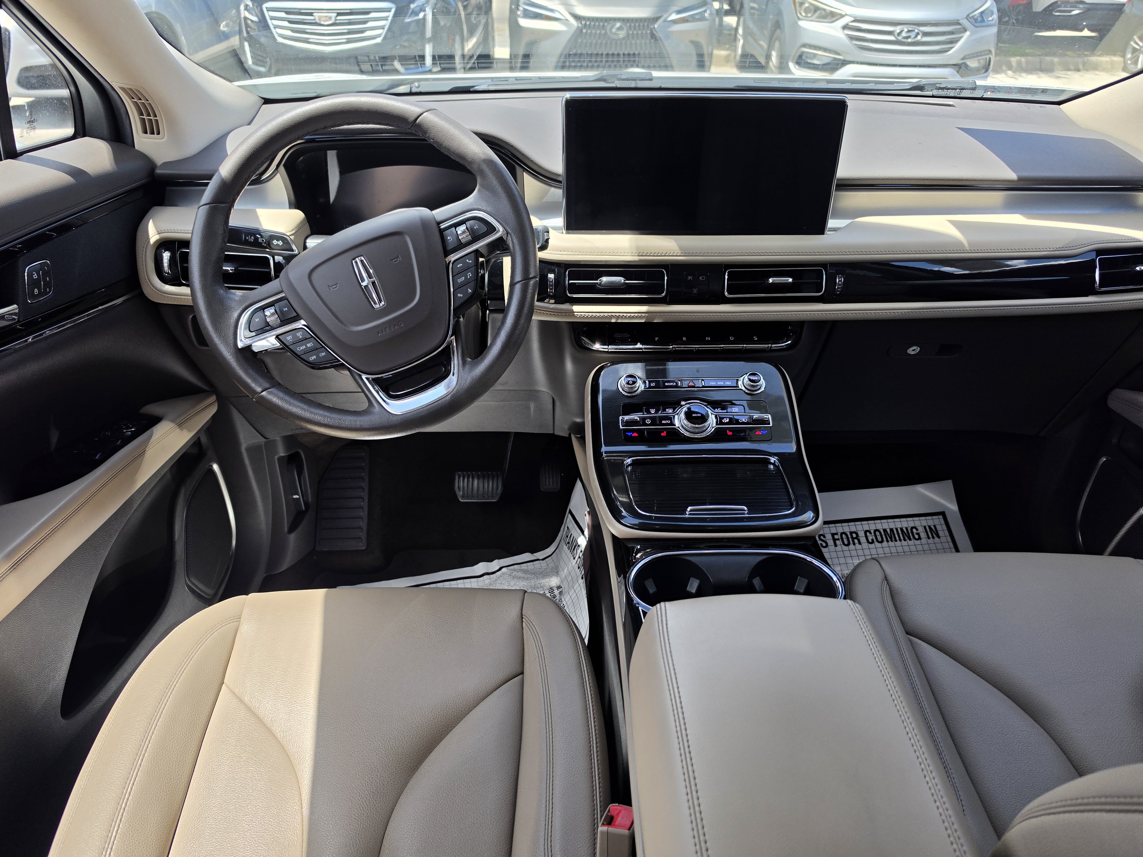 Used 2023 Lincoln Nautilus AWD image 12