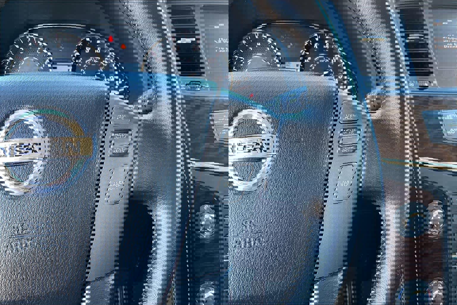 Used 2018 Nissan Armada SL w/ Moonroof Package image 23