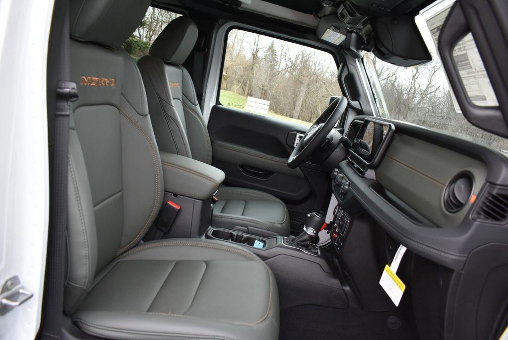 New 2026 Jeep Gladiator Mojave AWD/4WD image 31
