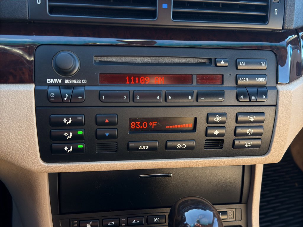 Used 2006 BMW 325Ci Convertible image 18