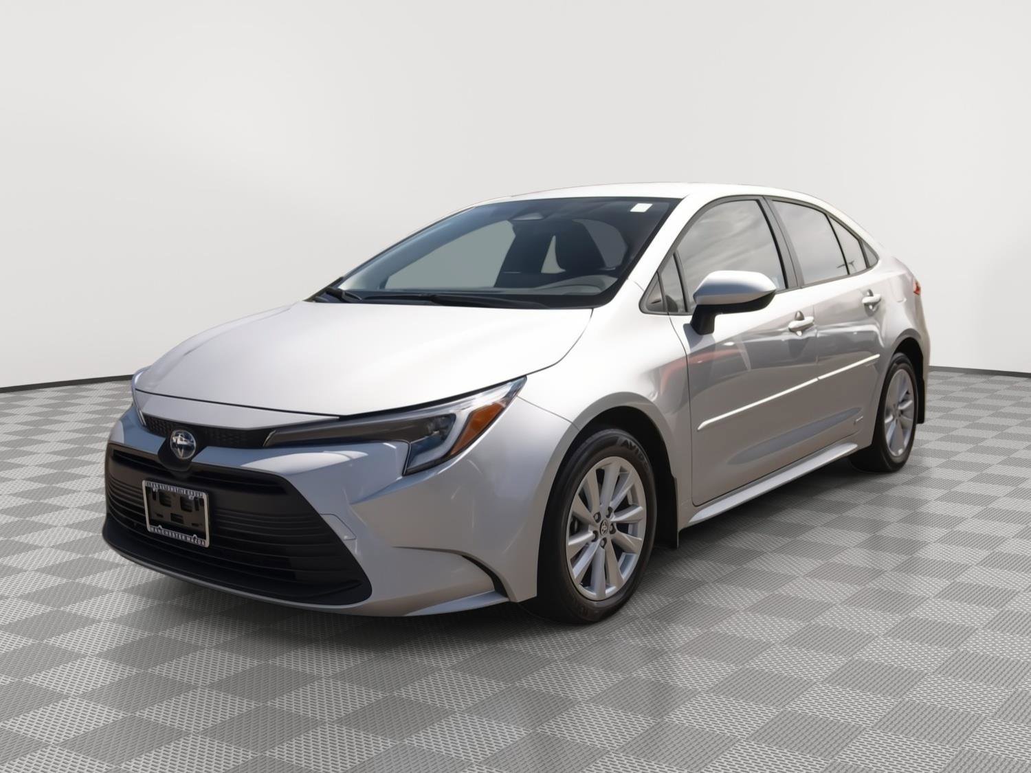 Used 2024 Toyota Corolla LE w/ LE Convenience Package AWD/4WD image 18