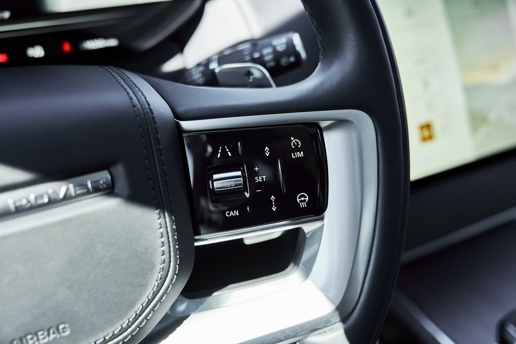 Used 2024 Land Rover Range Rover SE image 51