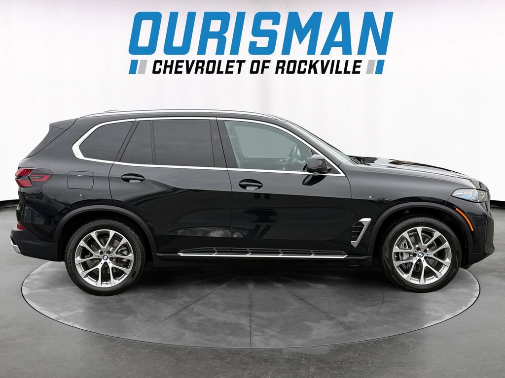 Used 2025 BMW X5 sDrive40i w/ Climate Comfort Package image 7