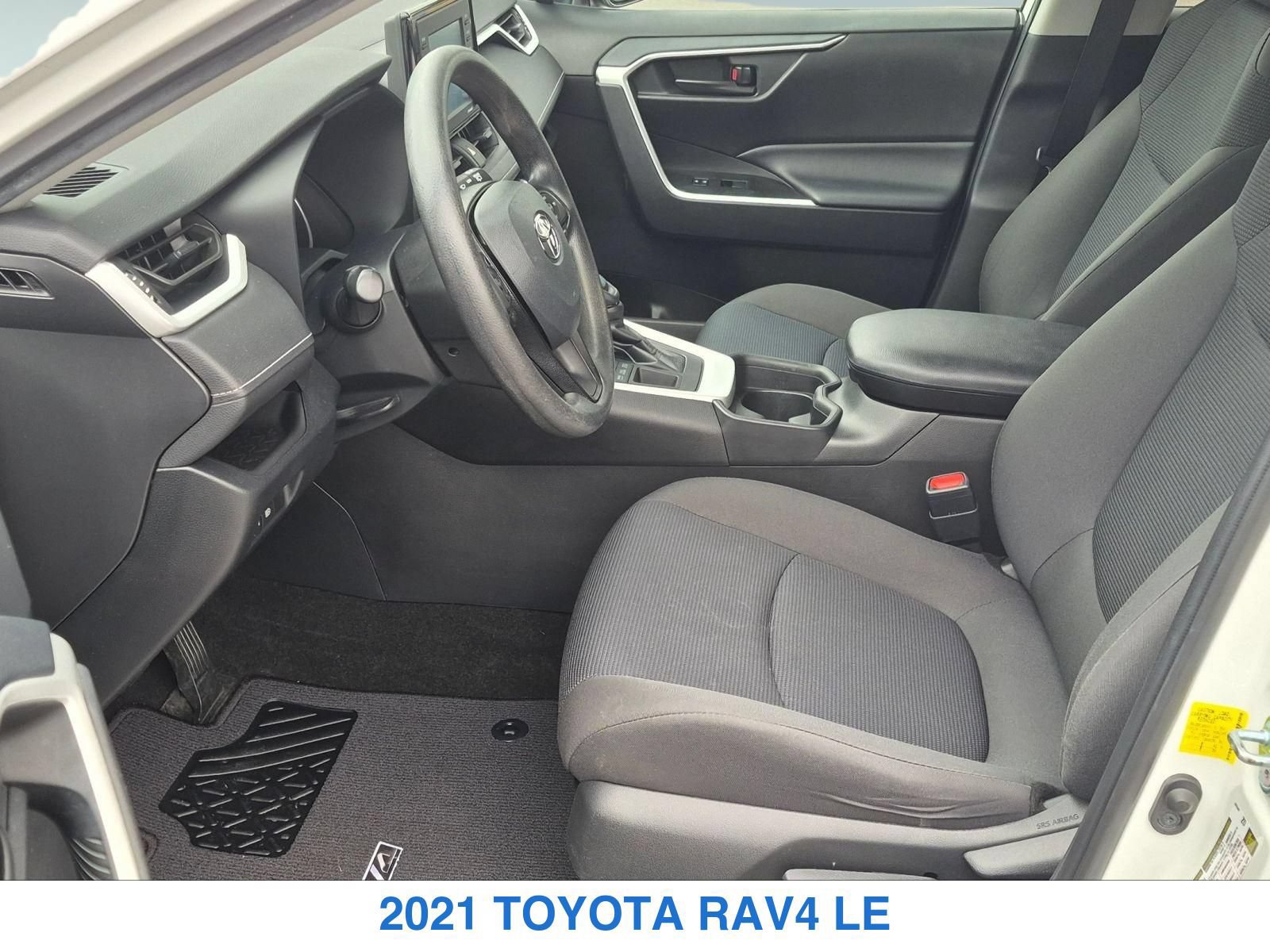 Used 2021 Toyota RAV4 LE w/ Carpet Mat Package (TMS) AWD/4WD image 14