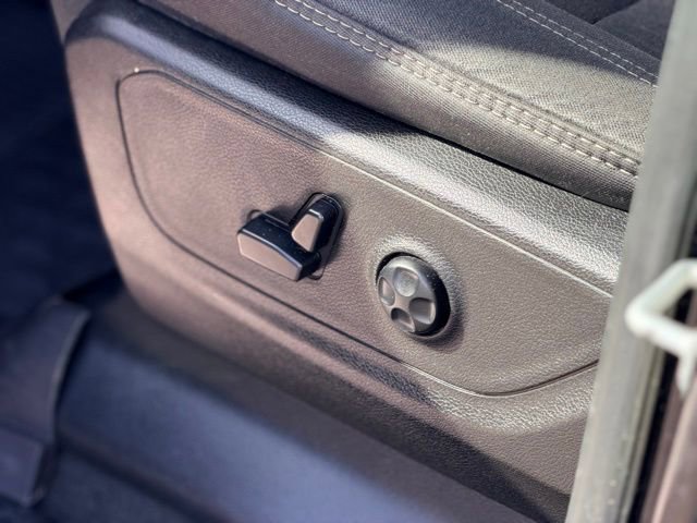 Used 2019 RAM 1500 Big Horn image 8