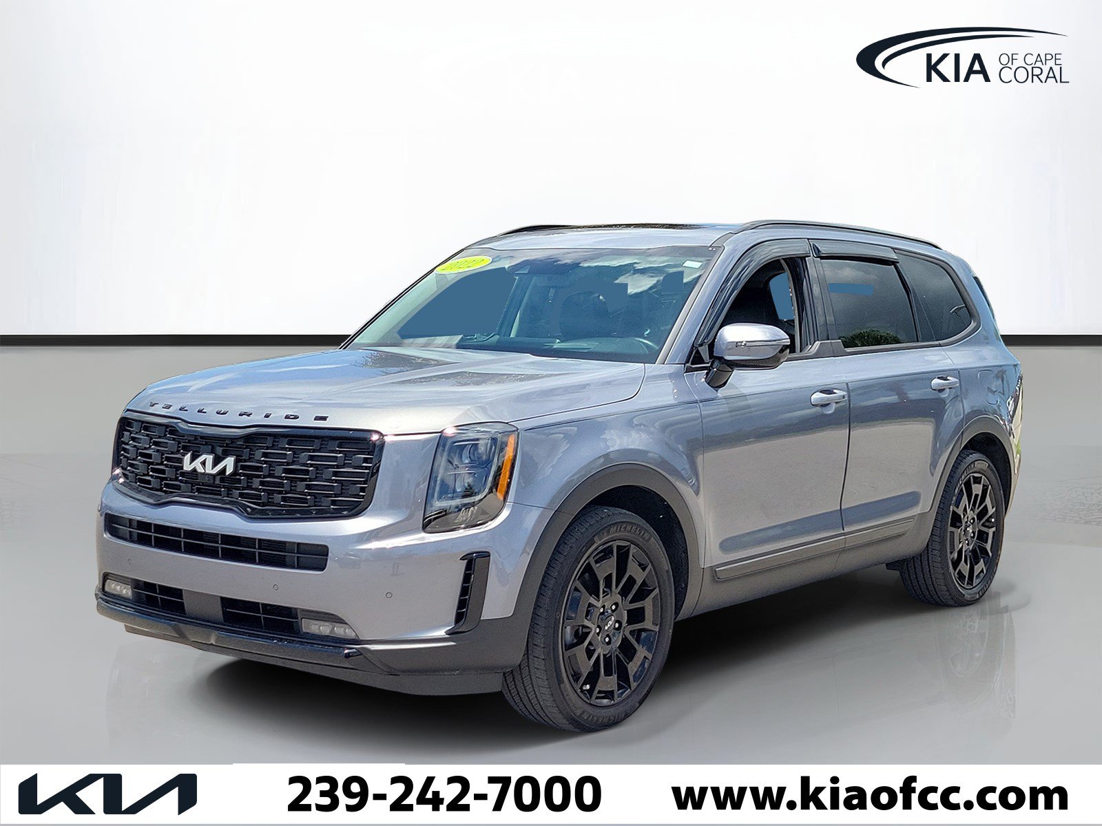 Certified 2022 Kia Telluride SX w/ SX Prestige Package AWD/4WD image 3