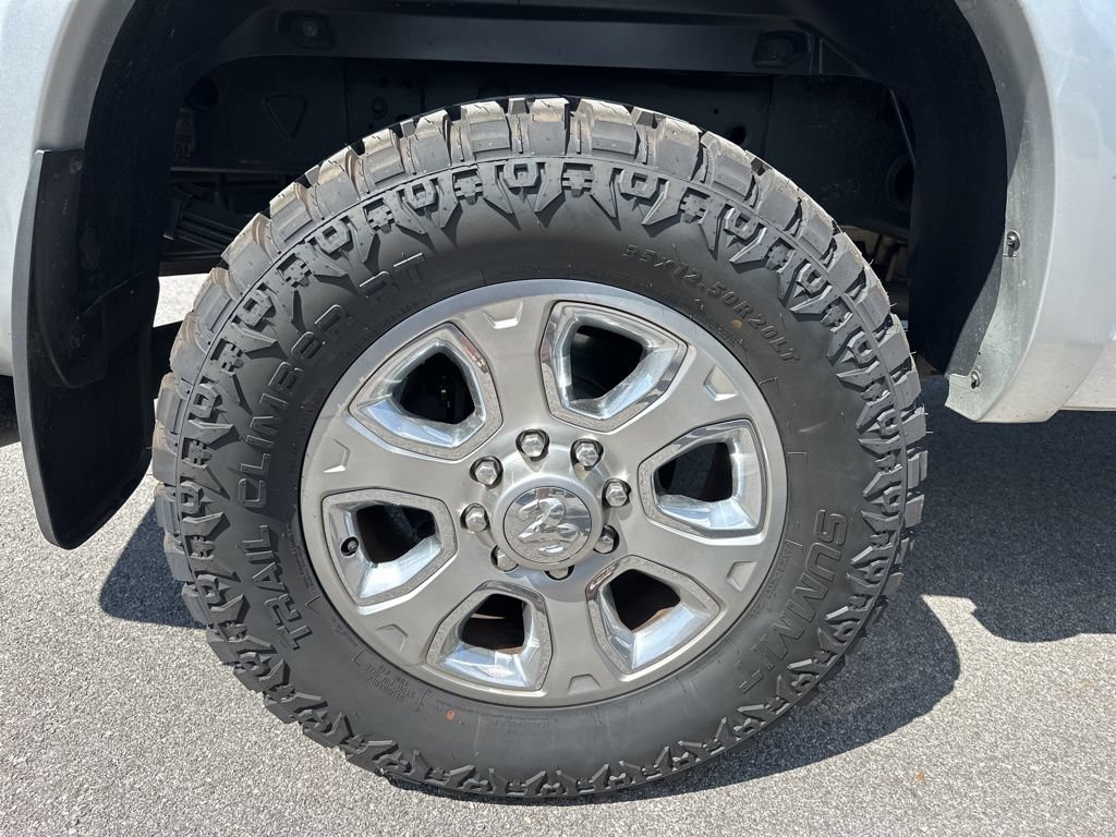Used 2014 RAM 3500 Laramie w/ Convenience Group AWD/4WD image 13