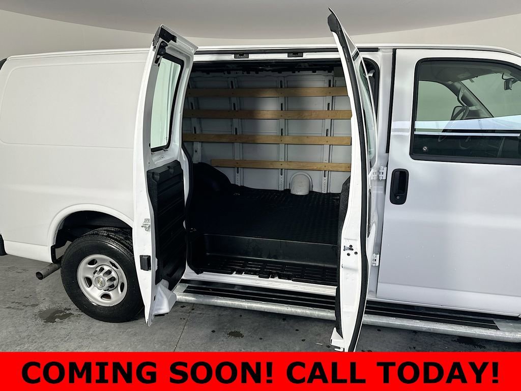 Used 2024 Chevrolet Express 2500 w/ Driver Convenience Package image 12