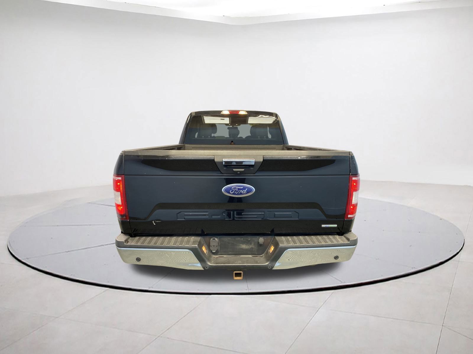 Used 2018 Ford F150 XLT w/ Equipment Group 302A Luxury image 6