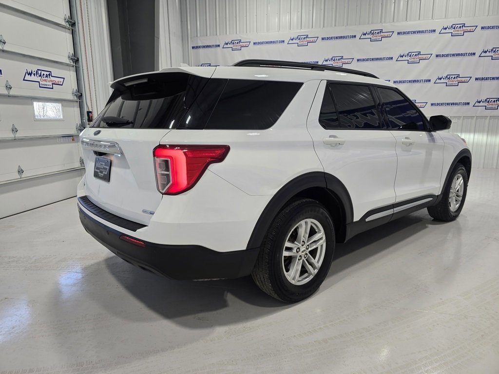 Used 2020 Ford Explorer XLT w/ Comfort Package image 7