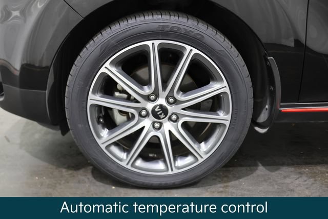Used 2017 Kia Soul ! w/ Paint Protection Package FWD image 6