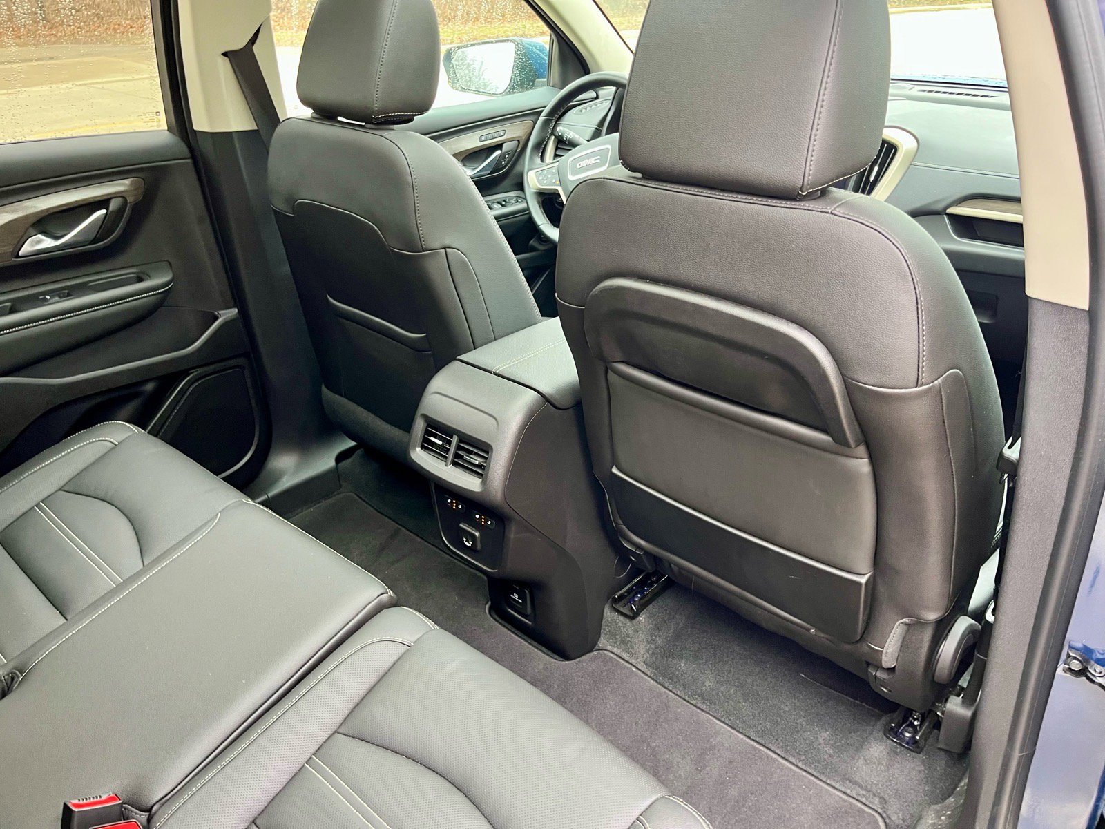 Used 2024 GMC Terrain Denali w/ Denali Premium Package image 21