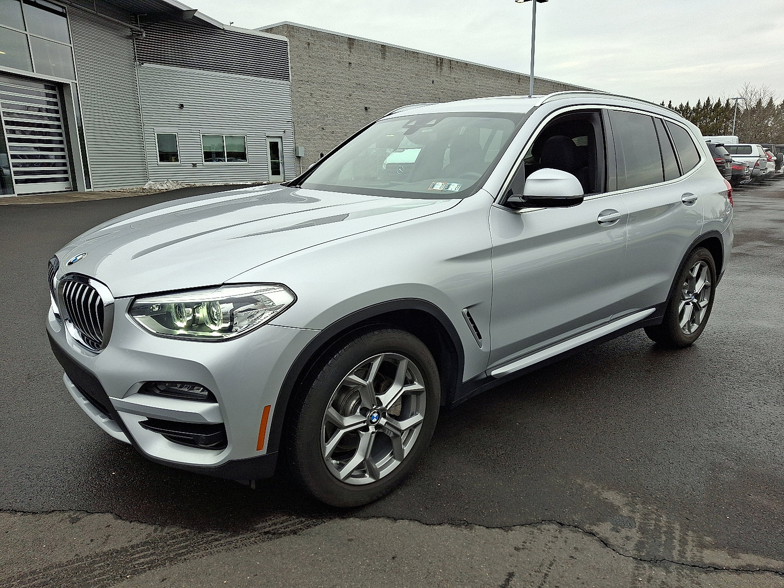 Used 2020 BMW X3 xDrive30i w/ Convenience Package AWD/4WD image 3