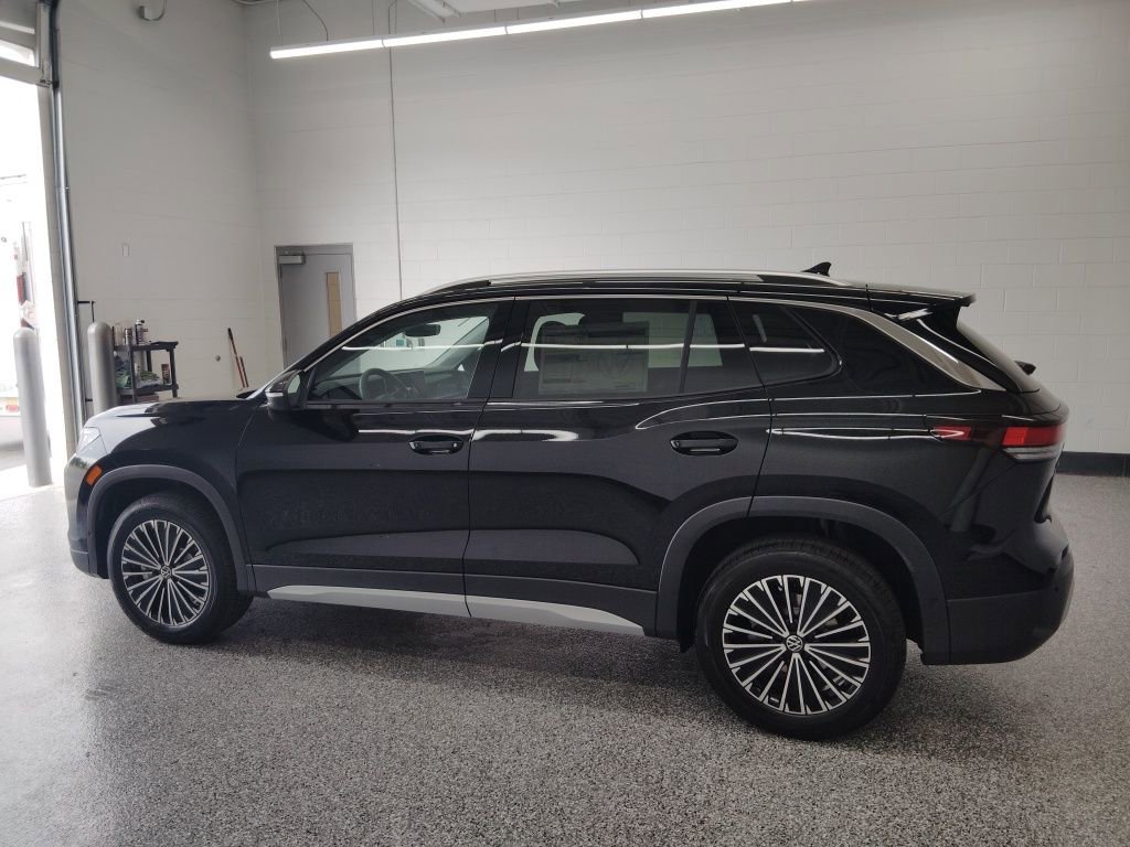 New 2026 Volkswagen Tiguan S AWD/4WD image 5