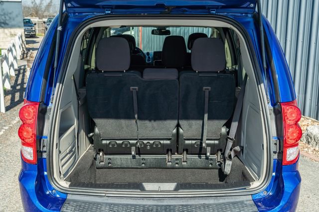 Used 2018 Dodge Grand Caravan SE w/ UConnect Hands-Free Group FWD image 14