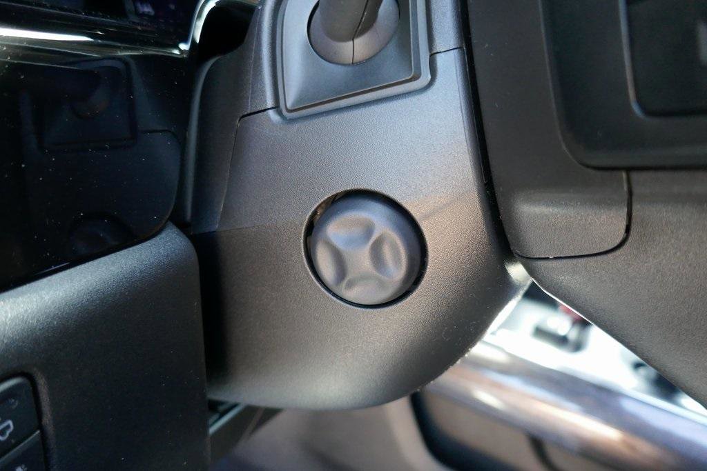New 2025 Chevrolet Silverado 1500 LTZ w/ Technology Package image 17