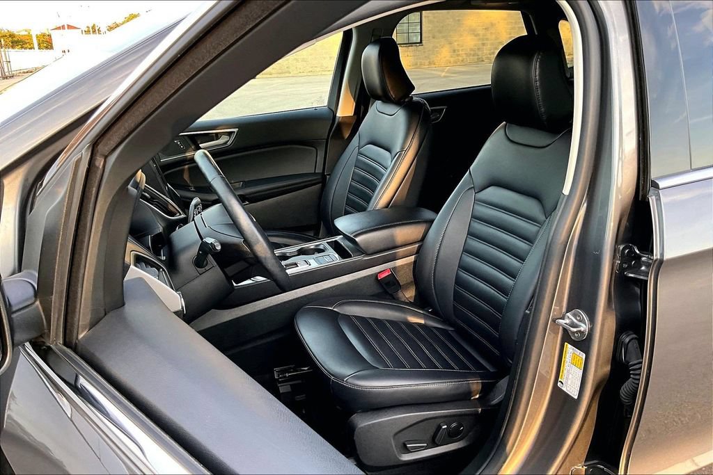 Certified 2024 Ford Edge SEL w/ Convenience Package AWD/4WD image 24