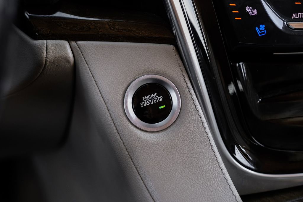 Used 2020 Cadillac Escalade ESV Premium Luxury image 19