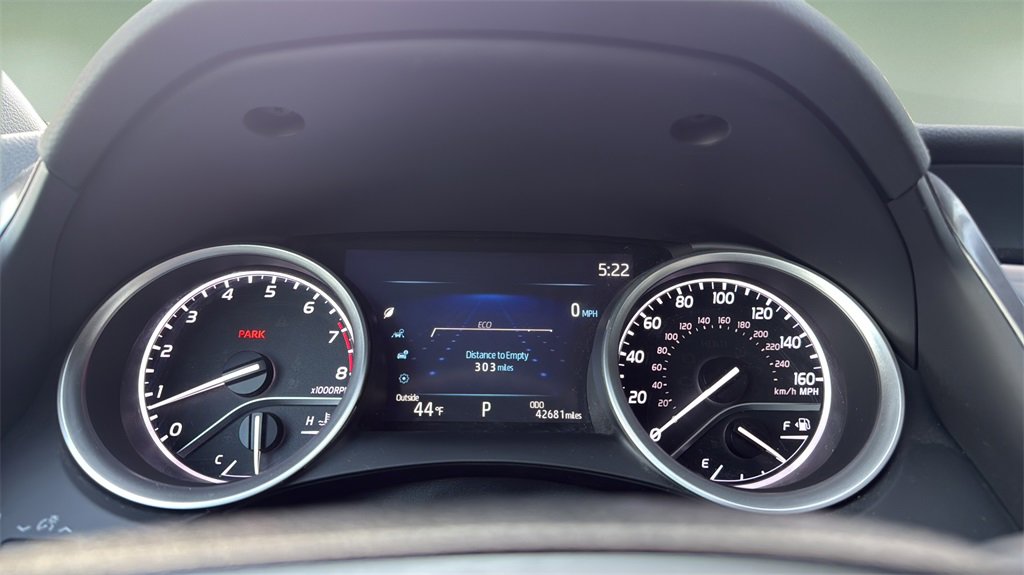 Used 2023 Toyota Camry LE image 19