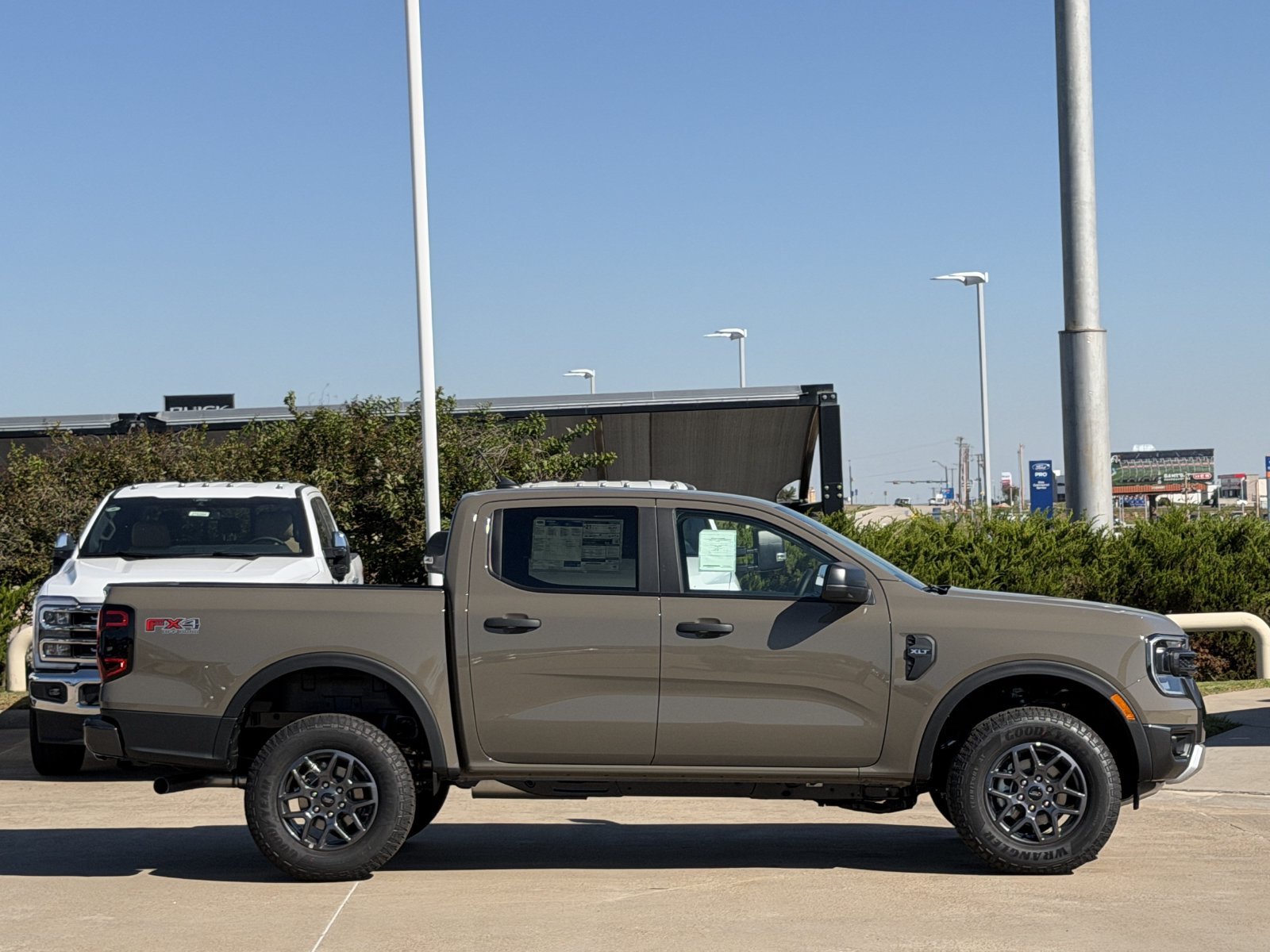 New 2026 Ford Ranger XLT w/ Equipment Group 301A High AWD/4WD image 3