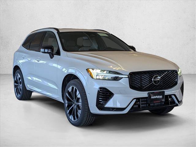 New 2026 Volvo XC60 T8 Plus w/ Climate Package PRO AWD/4WD image 6