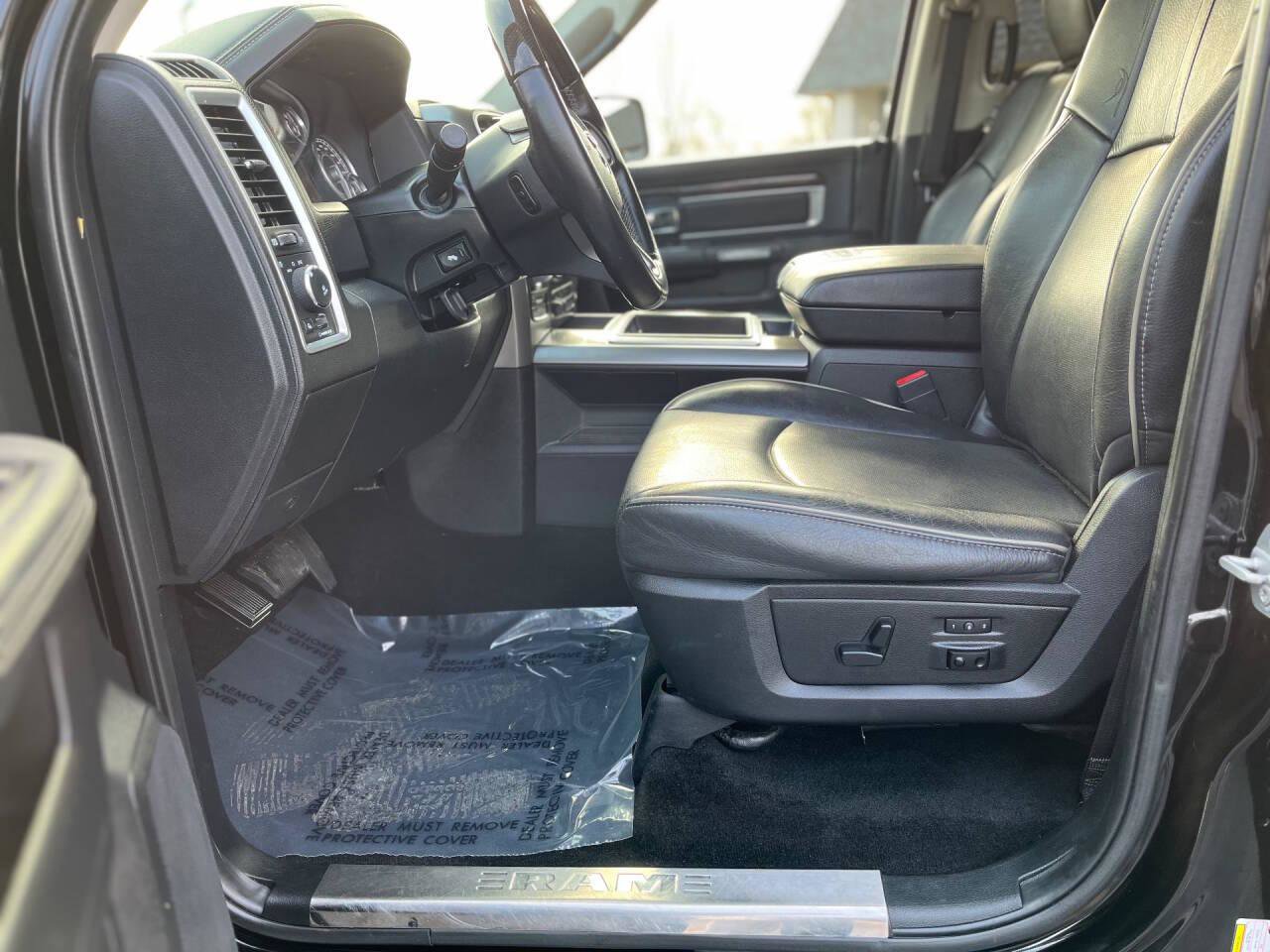 Used 2014 RAM 1500 Limited AWD/4WD image 20